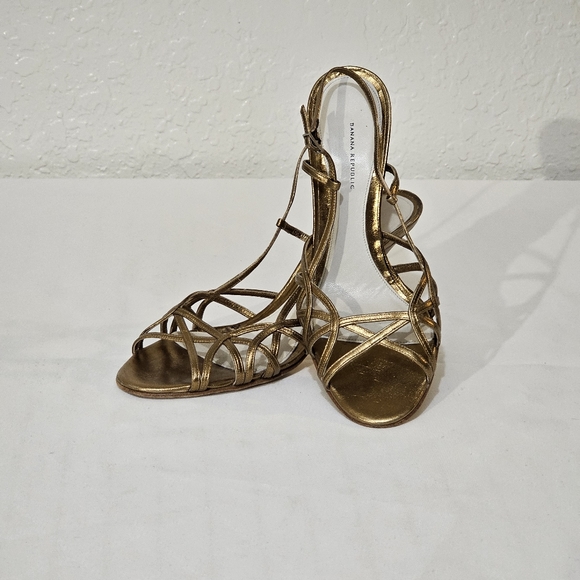 Banana Republic Strappy Heels, Look at these absolutely beautiful gold stiletto - Picture 3 of 7